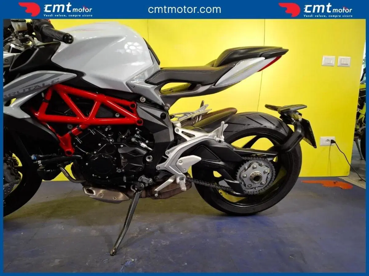 MV Agusta Brutale 800 EAS ABS (2016 - 19) (6)