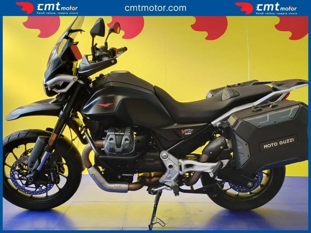 Moto Guzzi V85 Strada (2024 - 26) (6)