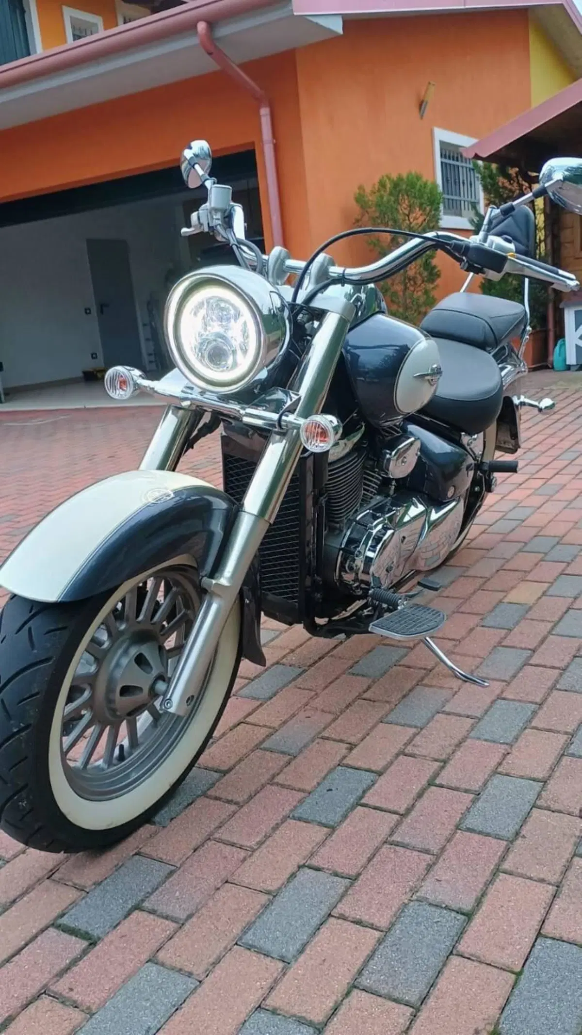 Suzuki Intruder 800 C (2009 - 14) (3)