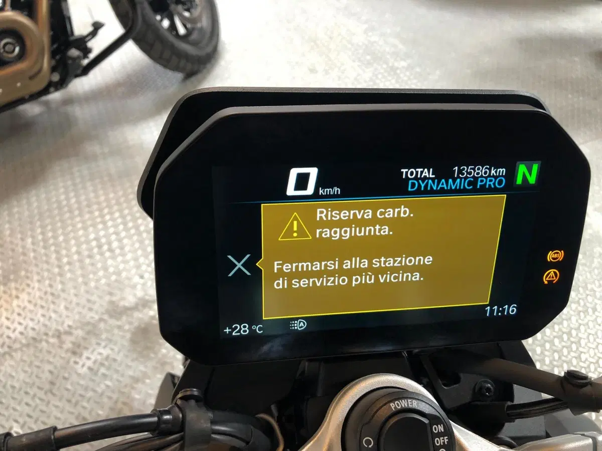 Bmw F 900 R (2021 - 24) (5)