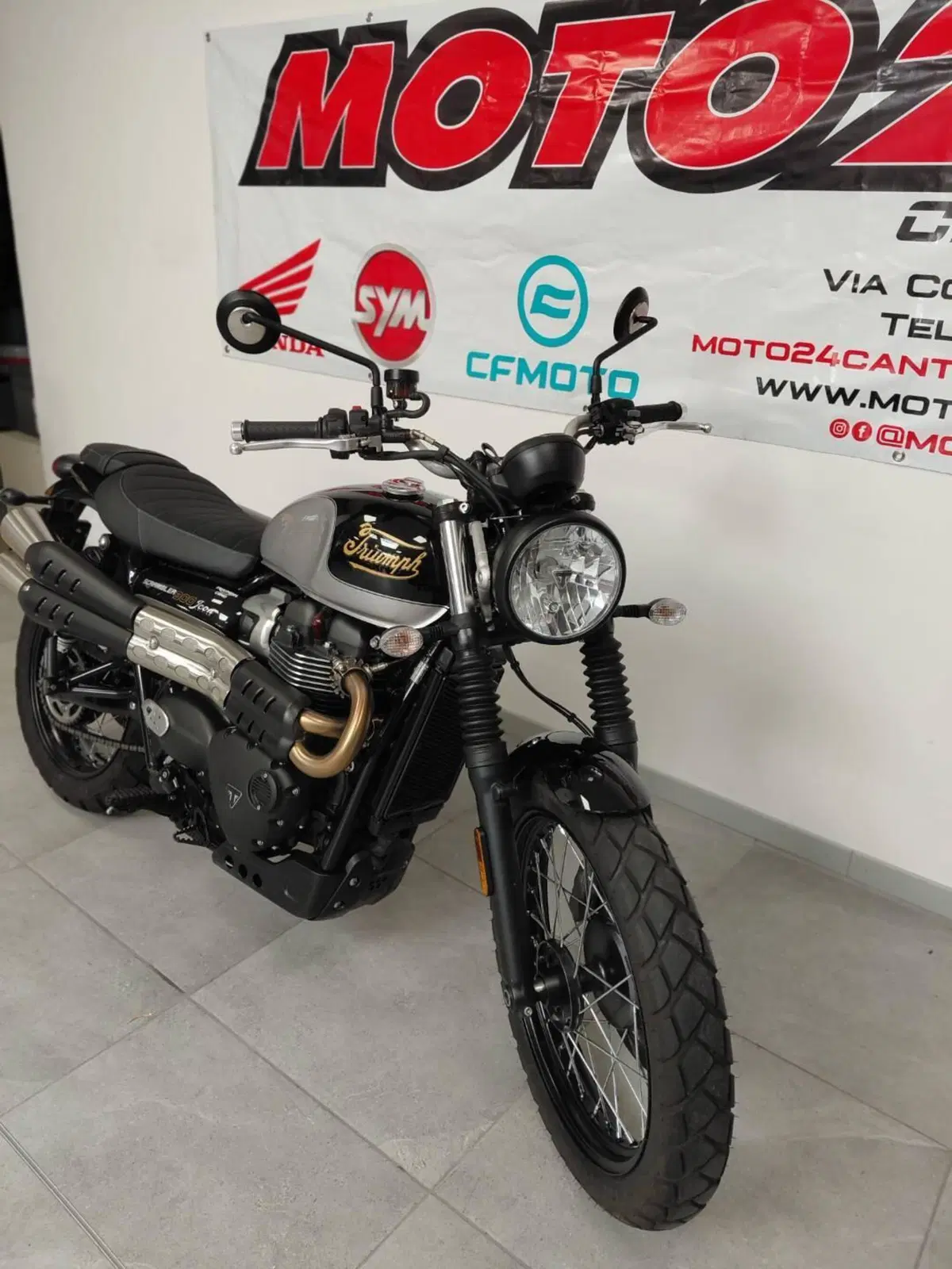 Triumph Scrambler 900 Icon Edition (2025 - 26) (2)