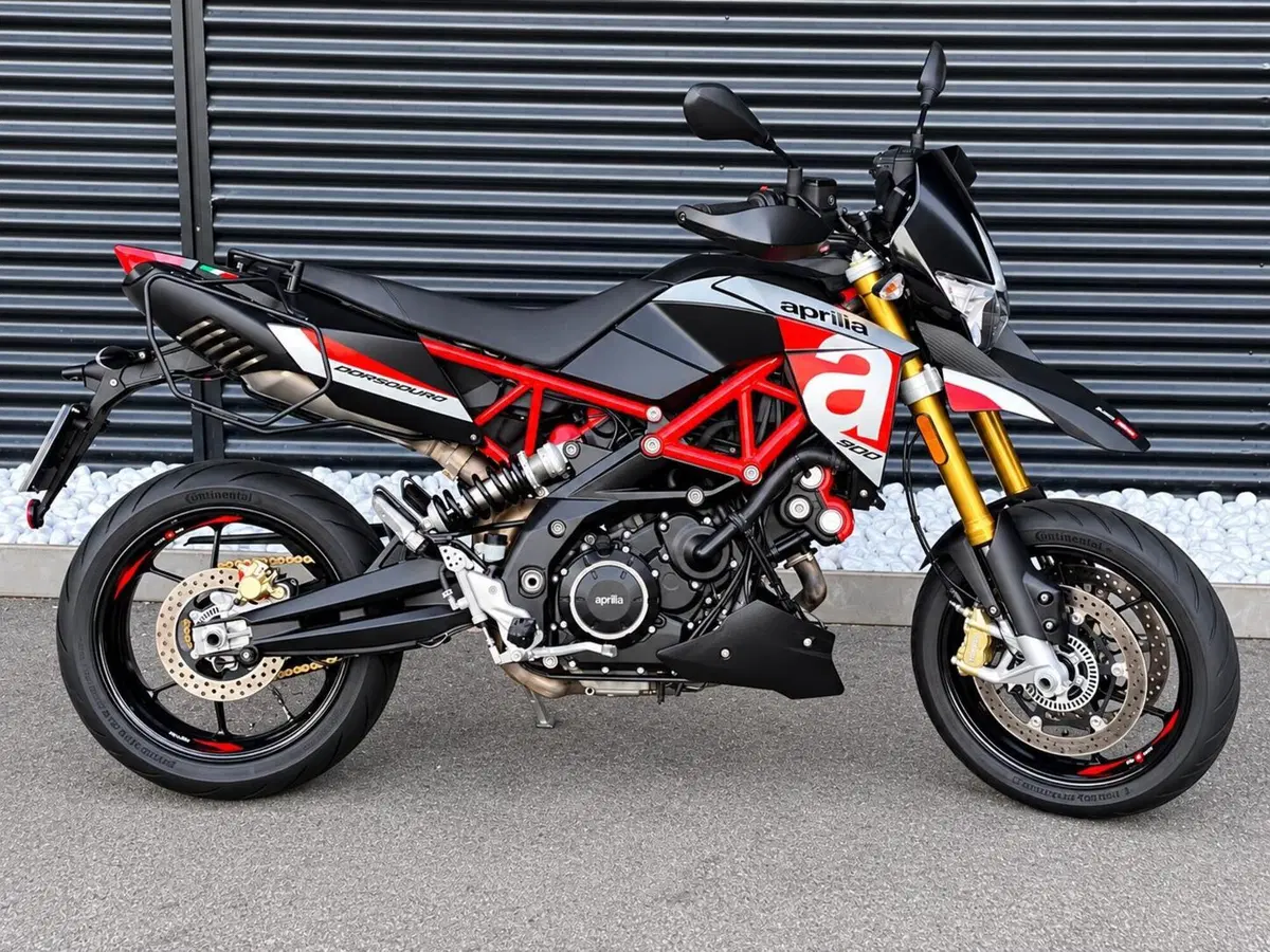 Aprilia Dorsoduro 900 (2017 - 20)