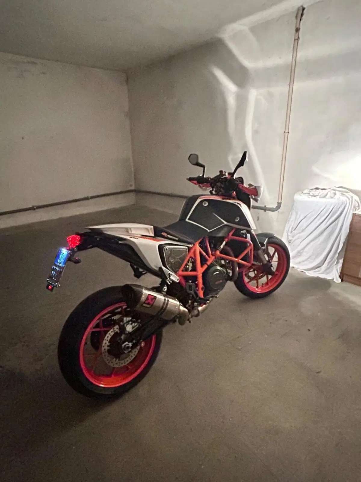 KTM 690 Duke R (2010 - 15) (5)