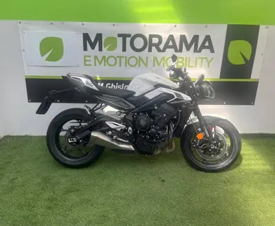 Triumph Street Triple 765 R (2023 - 26) usata