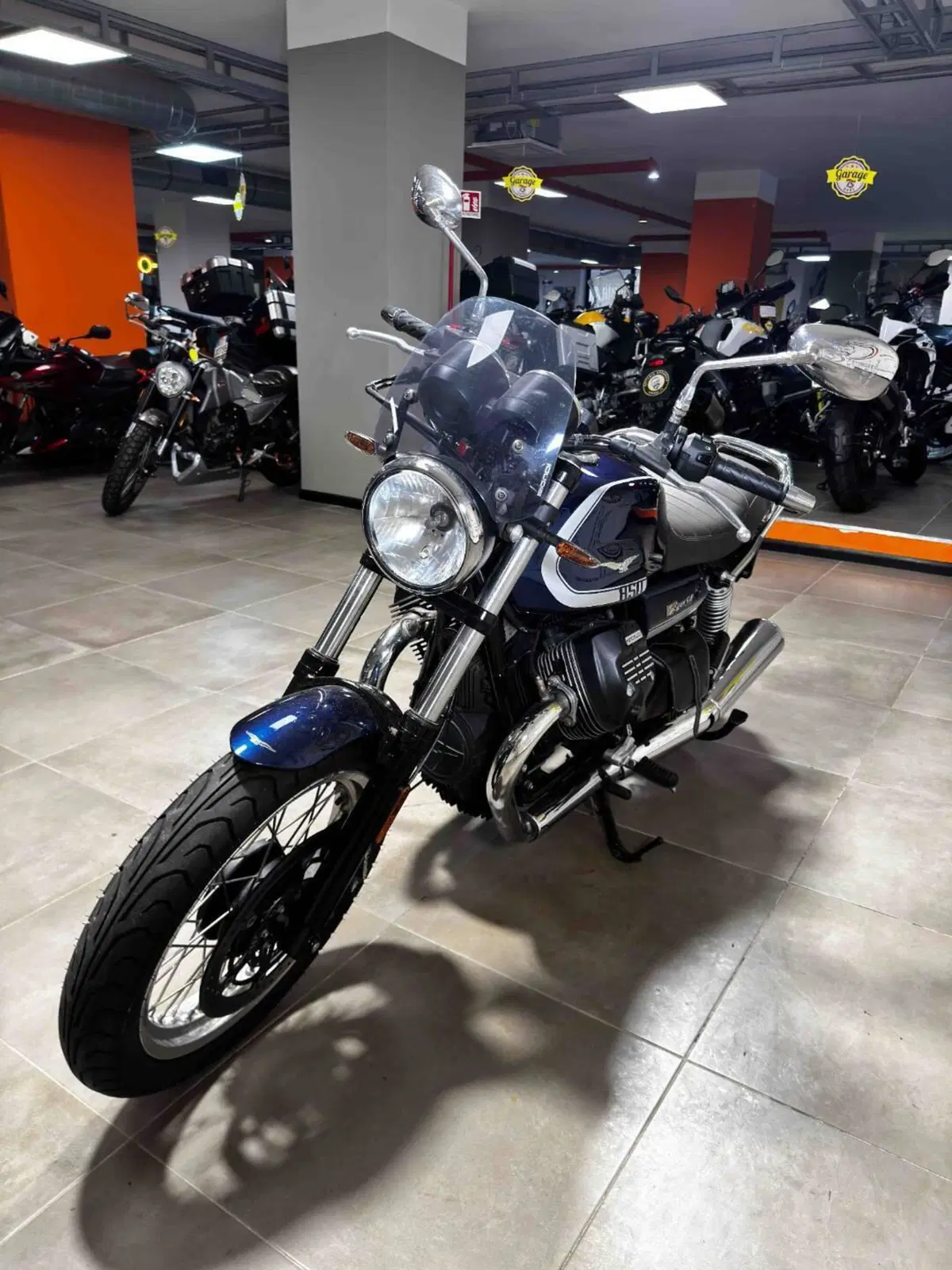 Moto Guzzi V7 850 Stone Special Abs (2021) (3)