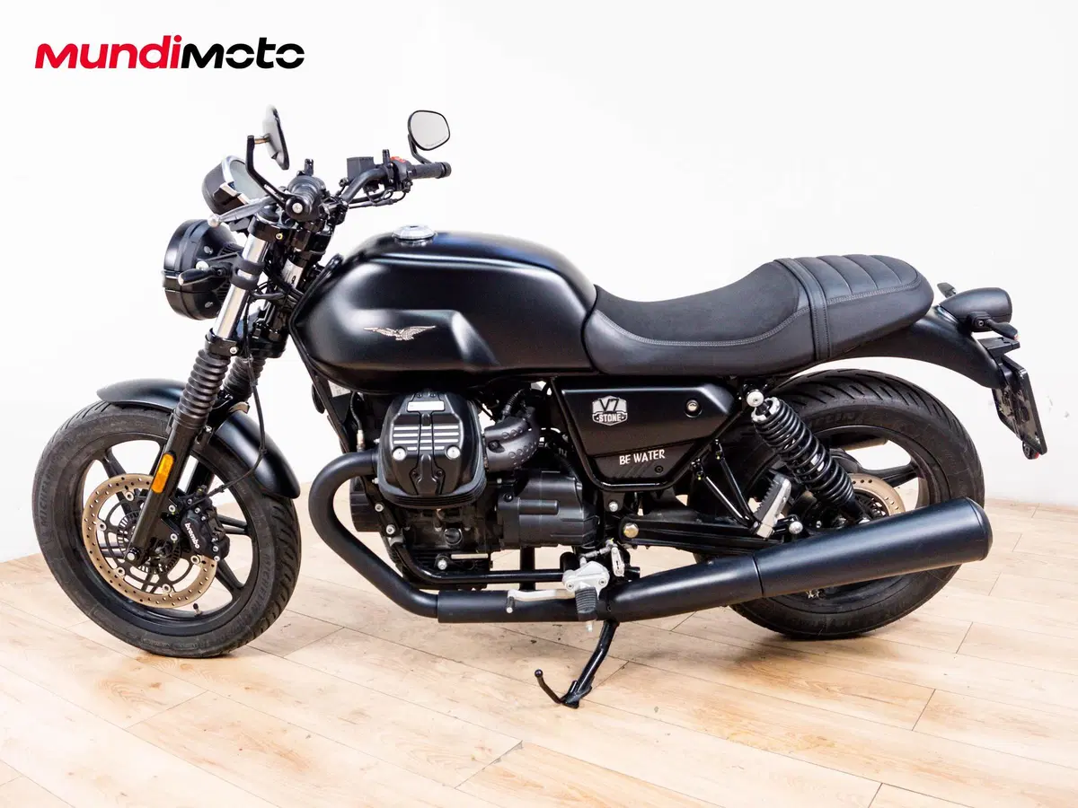 Moto Guzzi V7 850 Stone Special Abs (2021) (5)