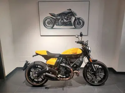 Ducati Scrambler 800 Full Throttle (2017 - 21) usata
