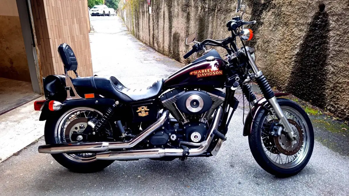 Harley-Davidson 1584 Street Bob (2007) - FXDB