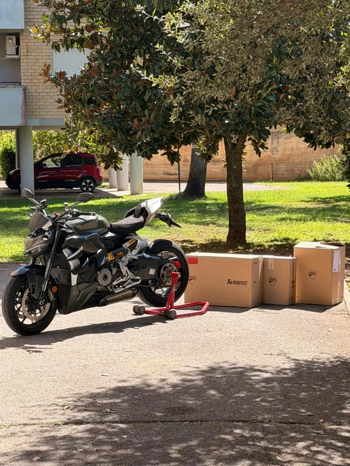 Ducati Streetfighter V2 (2022 - 24)