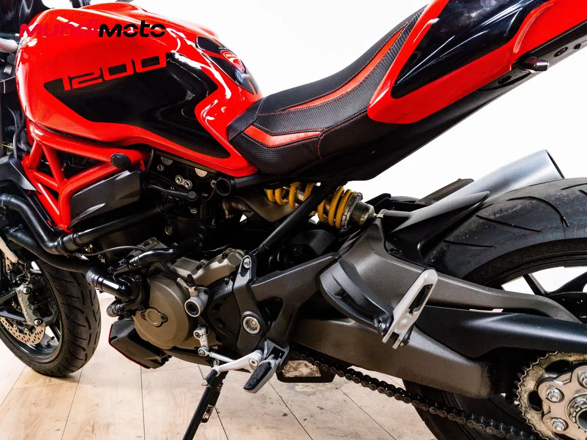 Ducati Monster 1200 (2014 - 16) (10)