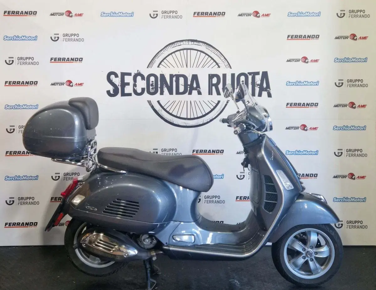 Vespa GTS 300 Touring Hpe (2021 - 22)
