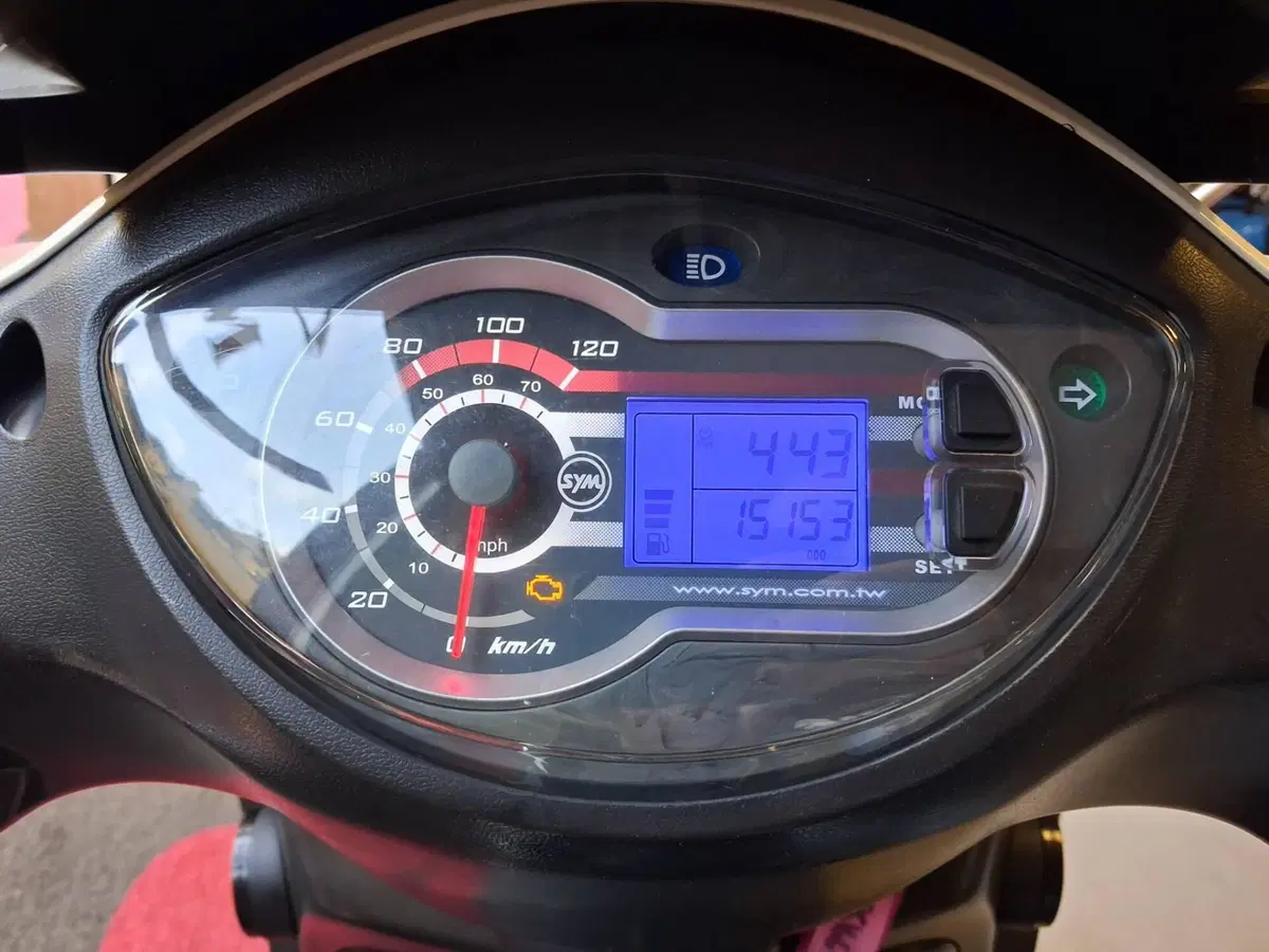 Sym Symphony 125 SR (2025) (3)