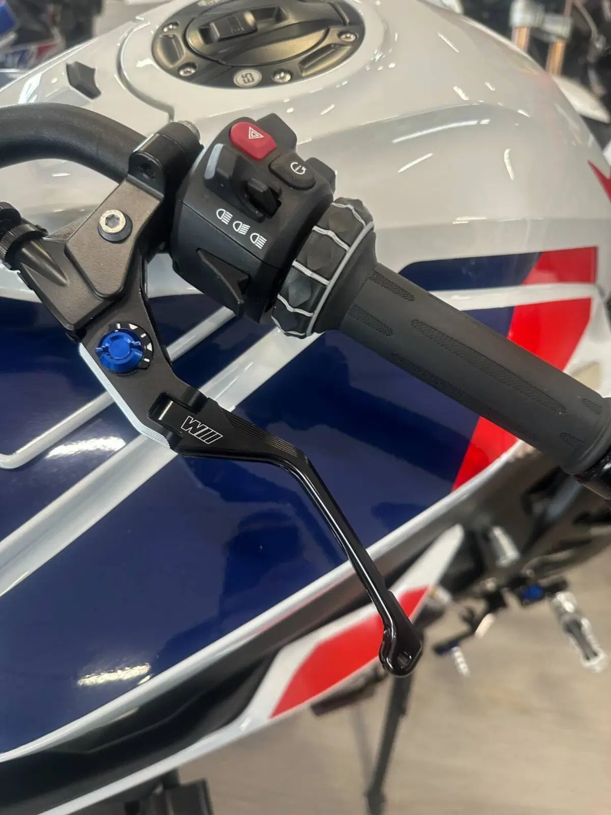 Bmw M 1000 XR (2024 - 27) (8)