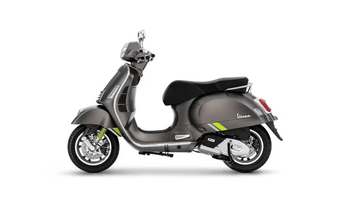 Vespa GTS 125 Super Tech (2023 - 24) (2)