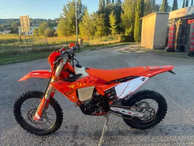 KTM 250 EXC-F Six Days (2025) usata