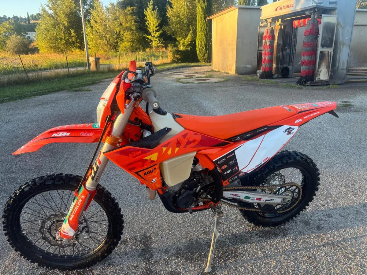 KTM 250 EXC-F Six Days (2025) (6)