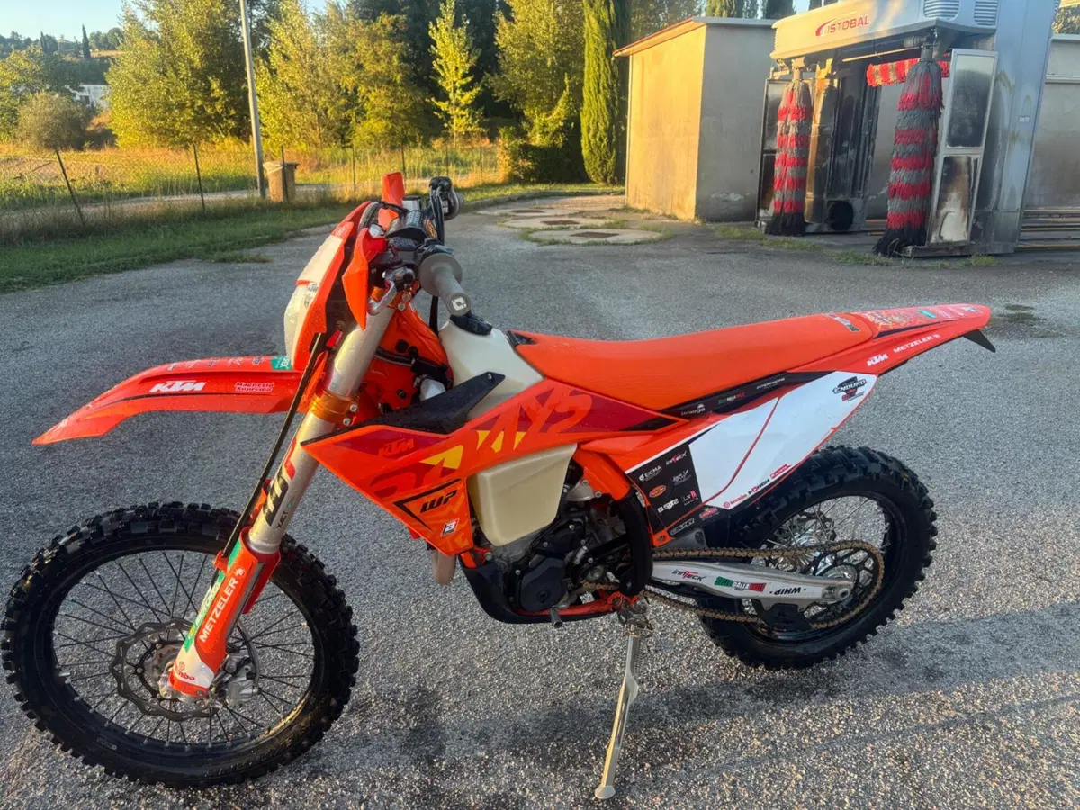 KTM 250 EXC-F Six Days (2025) (7)