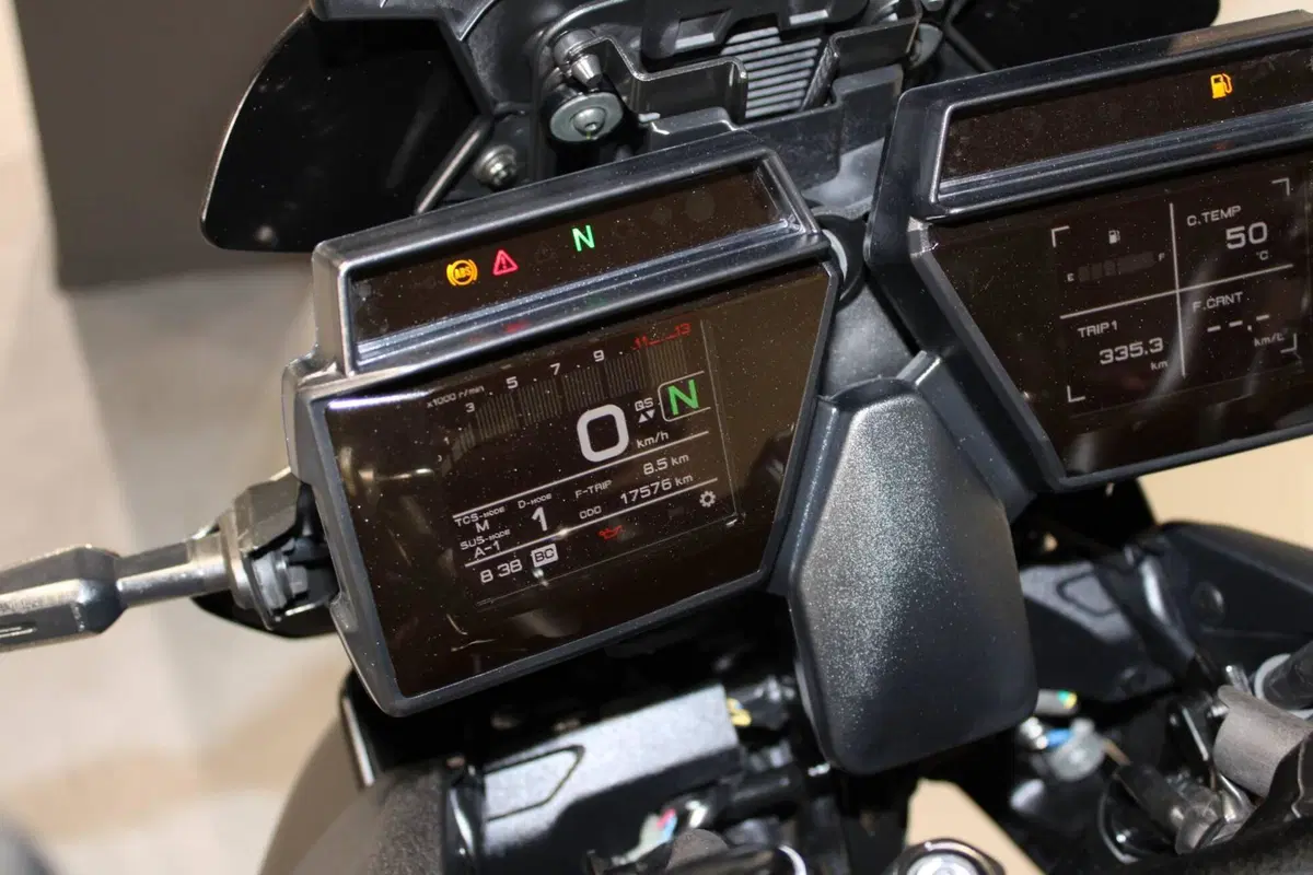 Yamaha Tracer 9 GT (2021 - 24) (6)
