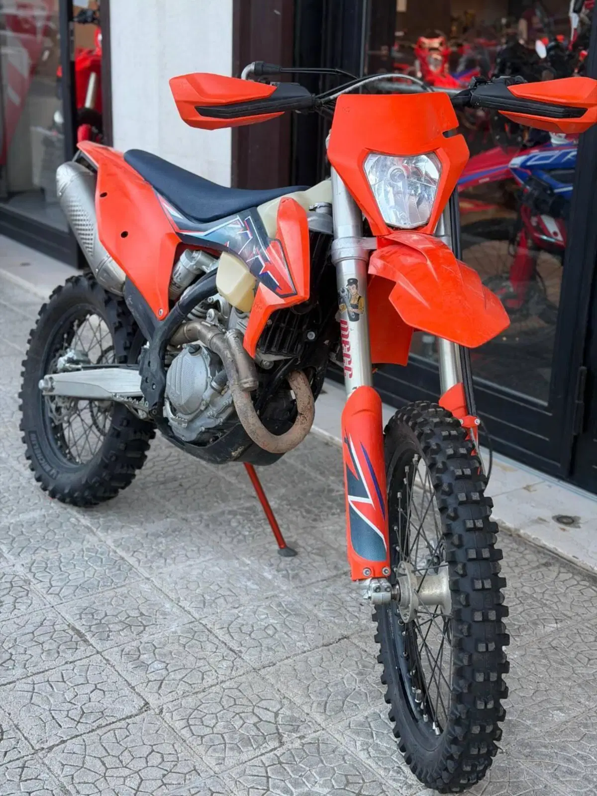 KTM 250 EXC-F (2023) (2)