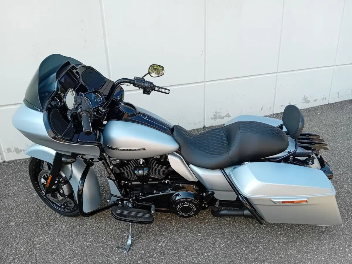 Harley-Davidson 114 Road Glide Special (2019 - 20) - FLTRXS (4)