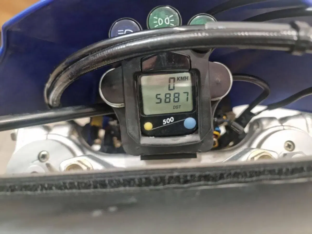 Husqvarna TC 570 (12)