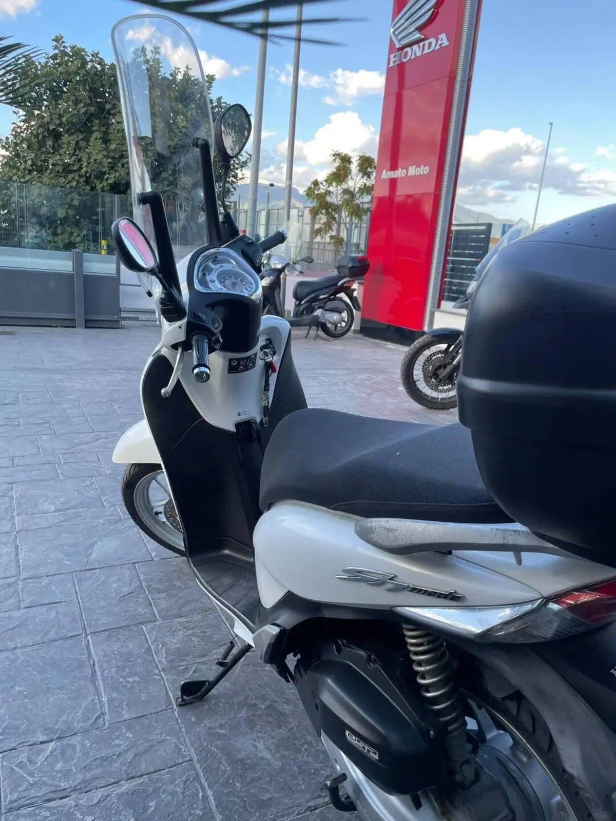 Honda SH 125 i ABS (2013 - 17) (4)