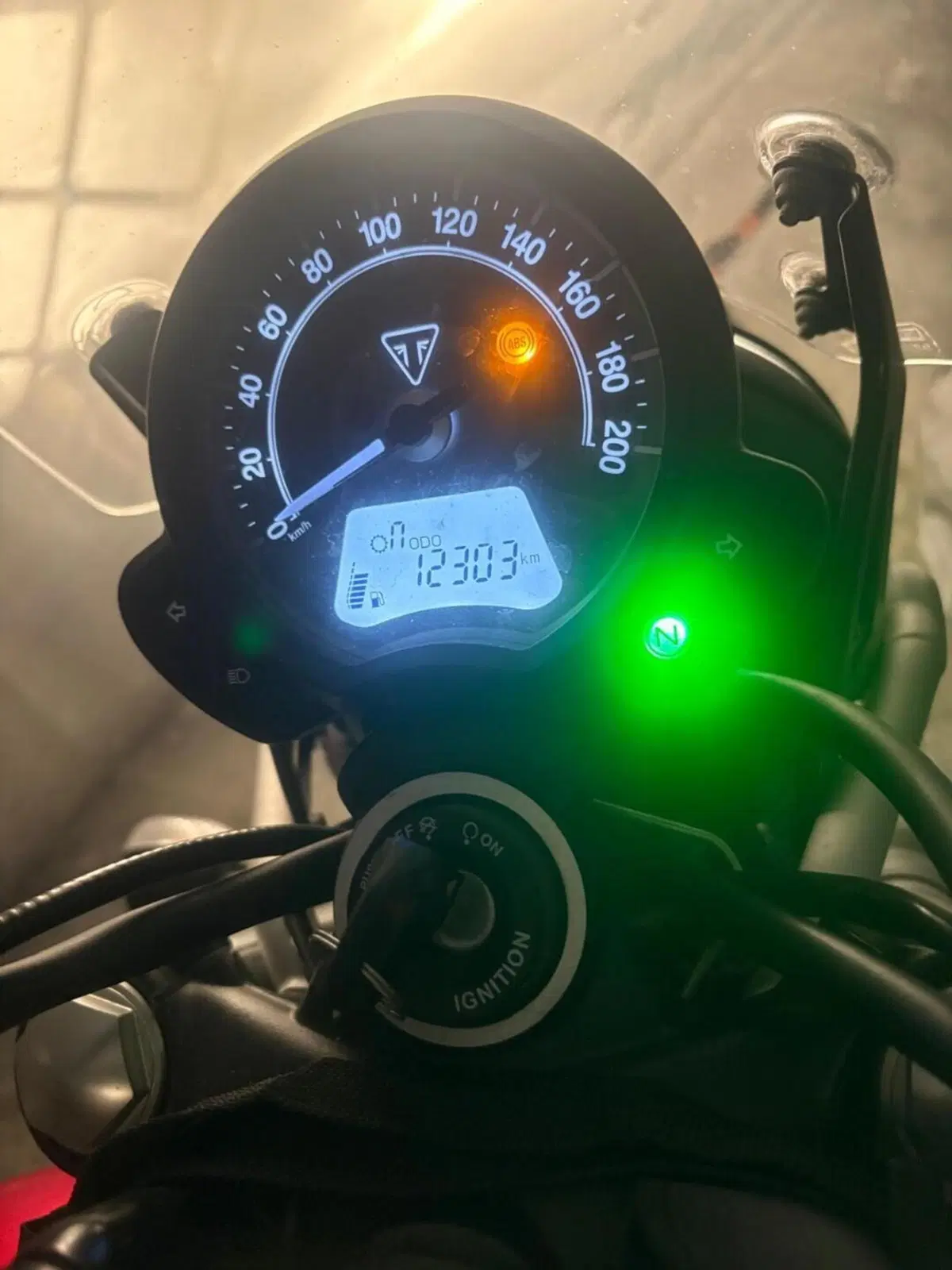 Triumph Street Scrambler 900 (2019 - 20) (3)