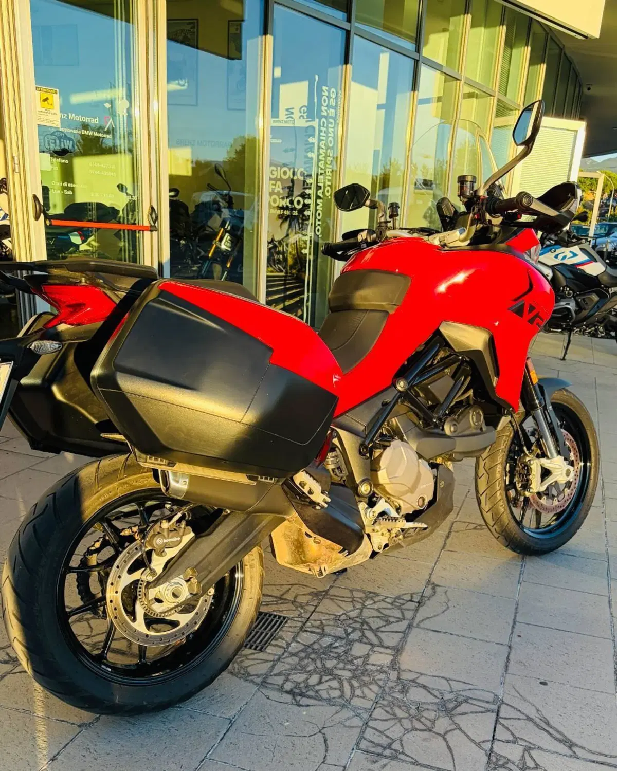 Ducati Multistrada V2 (2022 - 24) (2)