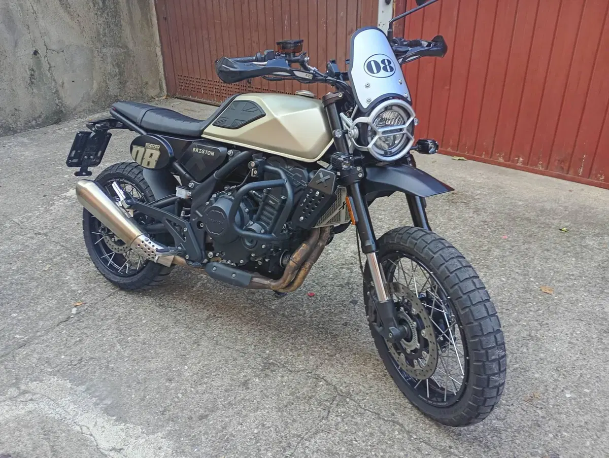Brixton Motorcycles Crossfire 500 XC (2022 - 26) (2)