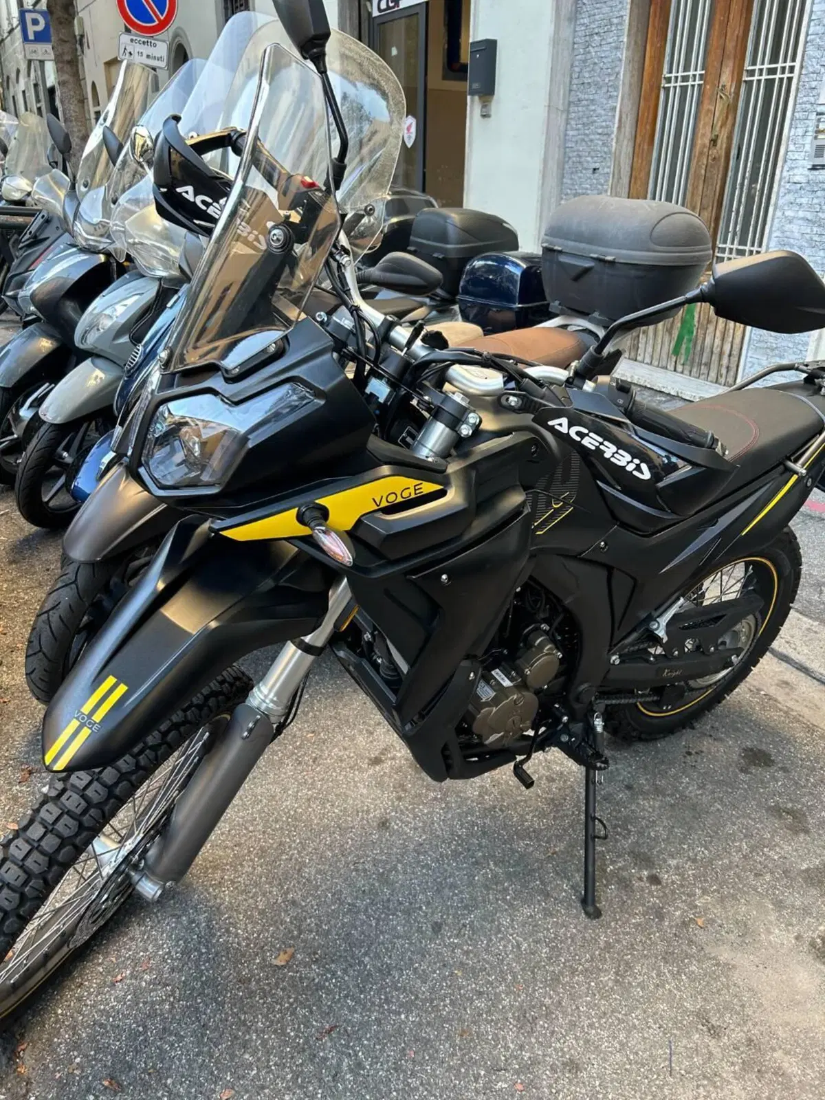 Voge Valico 300 Rally (2022 - 26) (2)