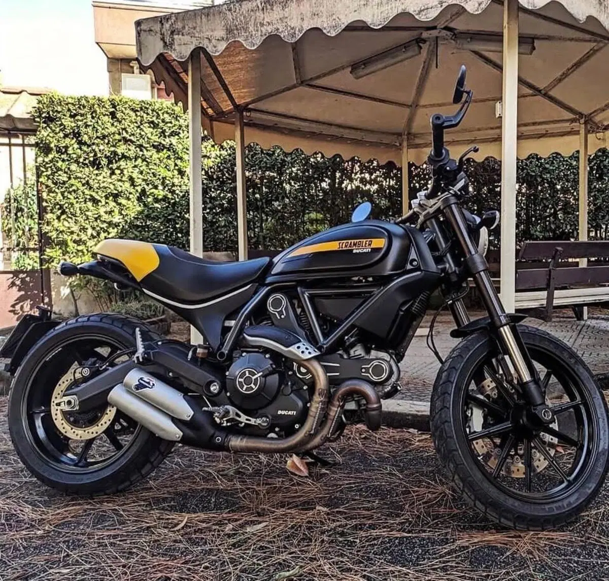Ducati Scrambler 800 Full Throttle (2015 - 16) (4)