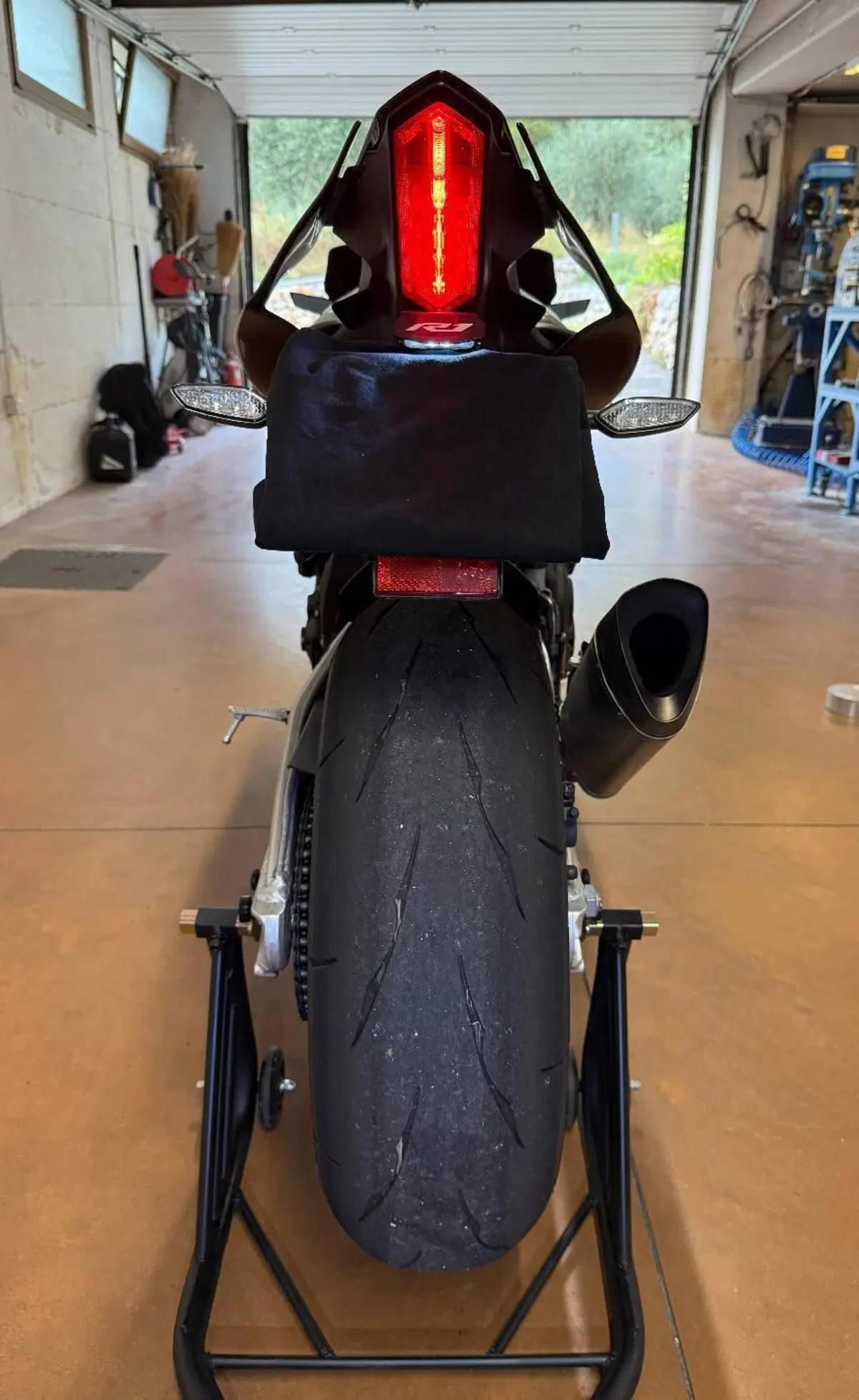Yamaha YZF R1M (2020 - 25) (20)
