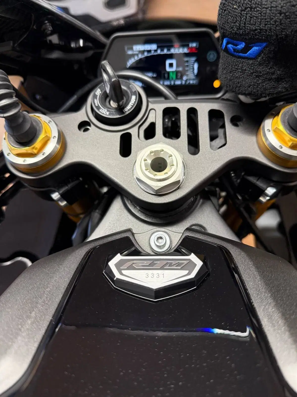 Yamaha YZF R1M (2020 - 25) (13)