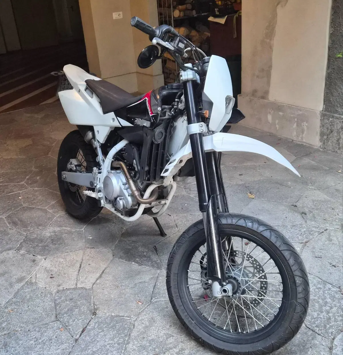 Husqvarna SMR 125 (2011 - 13) (2)