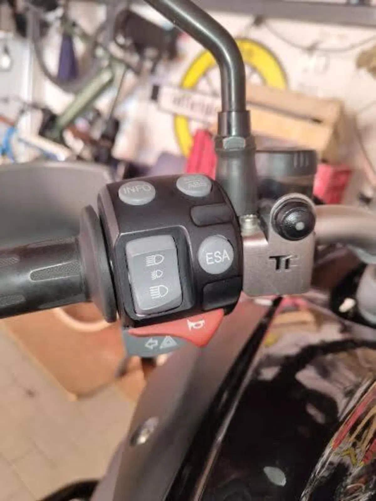 Bmw R 1200 GS (2010 - 12) (6)
