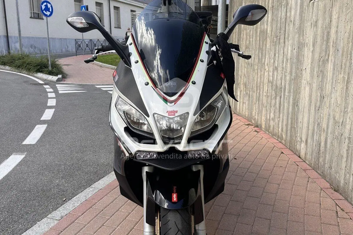 Aprilia SRV 850 (2011 - 16) (7)