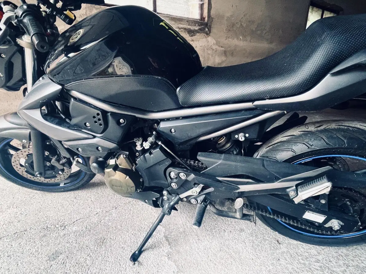 Yamaha XJ6 (2008 - 15) (7)