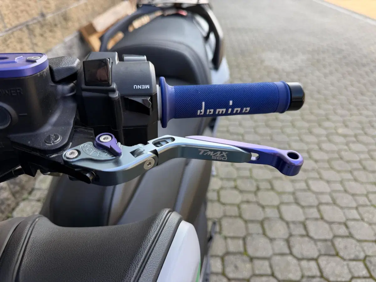 Yamaha T-Max 560 (2020 - 21) (3)