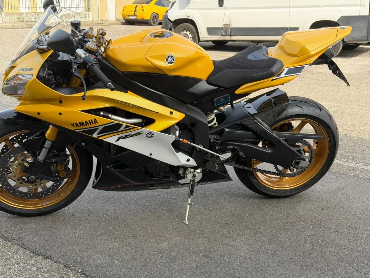 Yamaha YZF R6 (2006 - 07) (3)