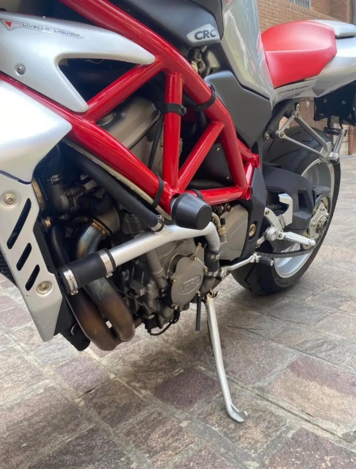 MV Agusta Brutale 910 S (2005 - 11) (5)