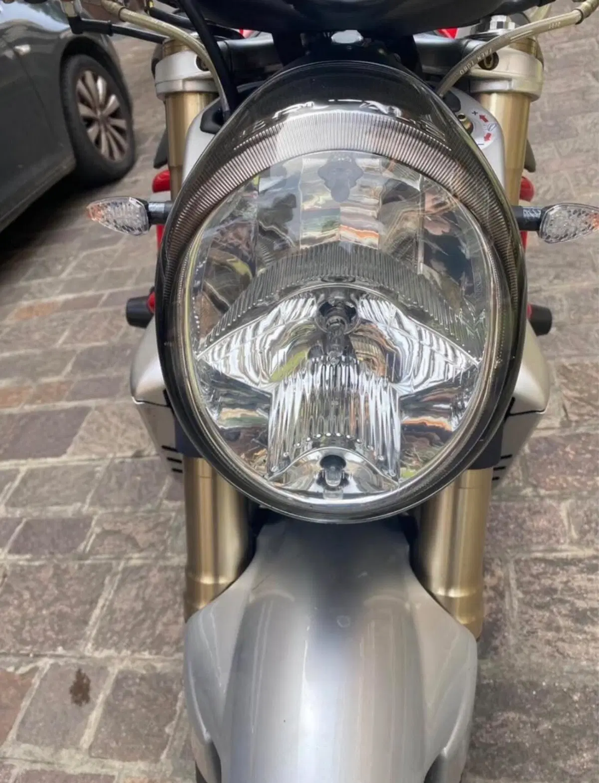 MV Agusta Brutale 910 S (2005 - 11) (6)