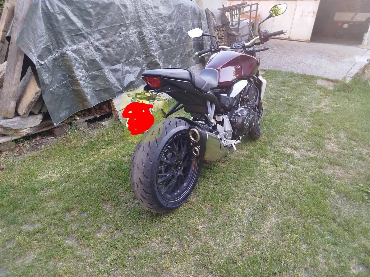 Honda CB 1000 R (2021 - 25) (2)