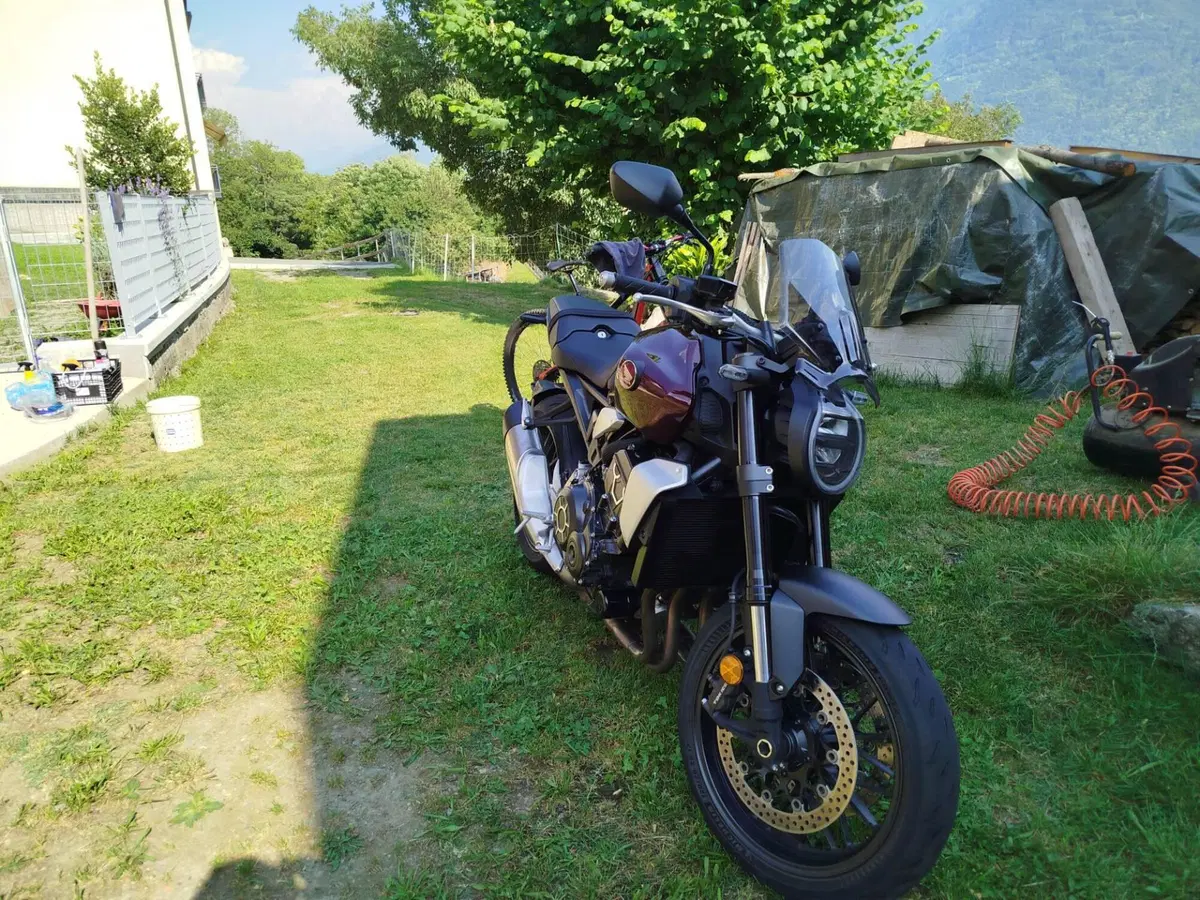 Honda CB 1000 R (2021 - 25) (5)