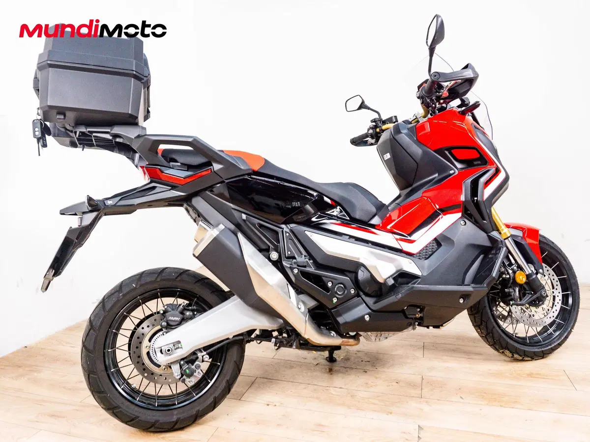 Honda X-ADV 750 (2017) (3)