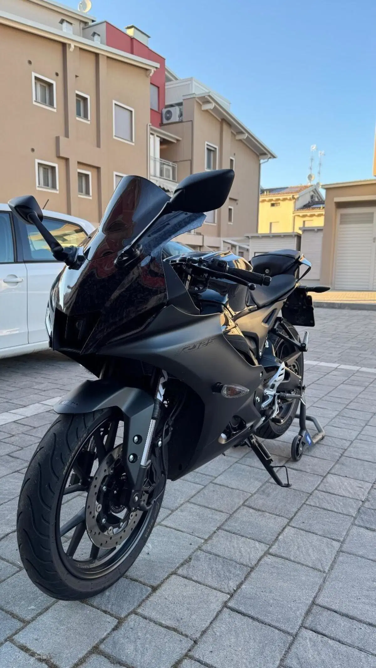 Yamaha YZF R125 (2023 - 26) (4)