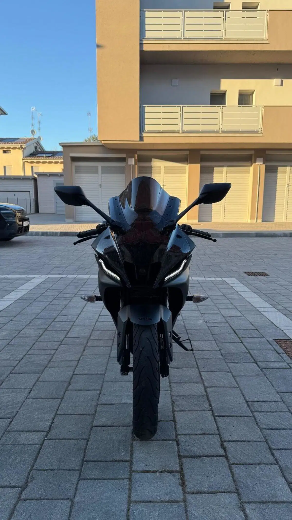 Yamaha YZF R125 (2023 - 26)