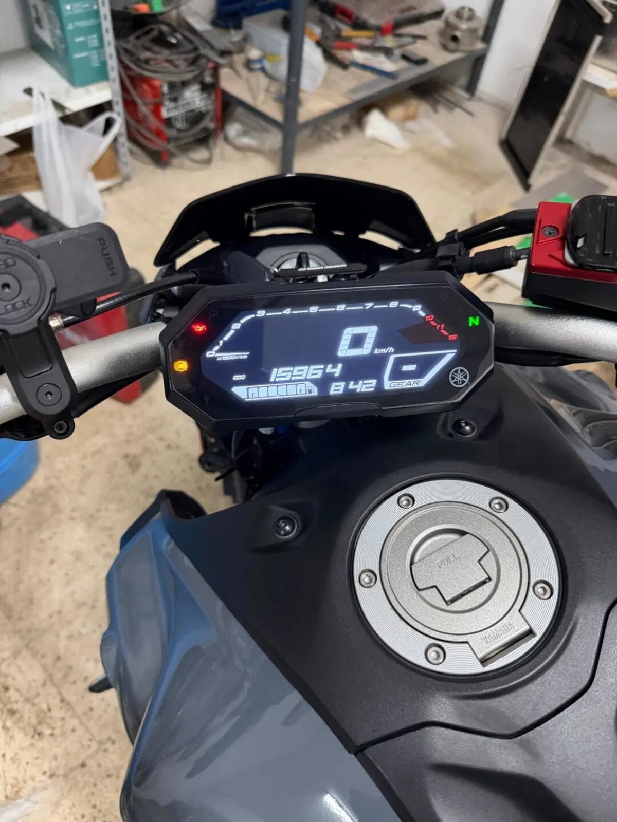 Yamaha MT-07 Pure (2023 - 25)