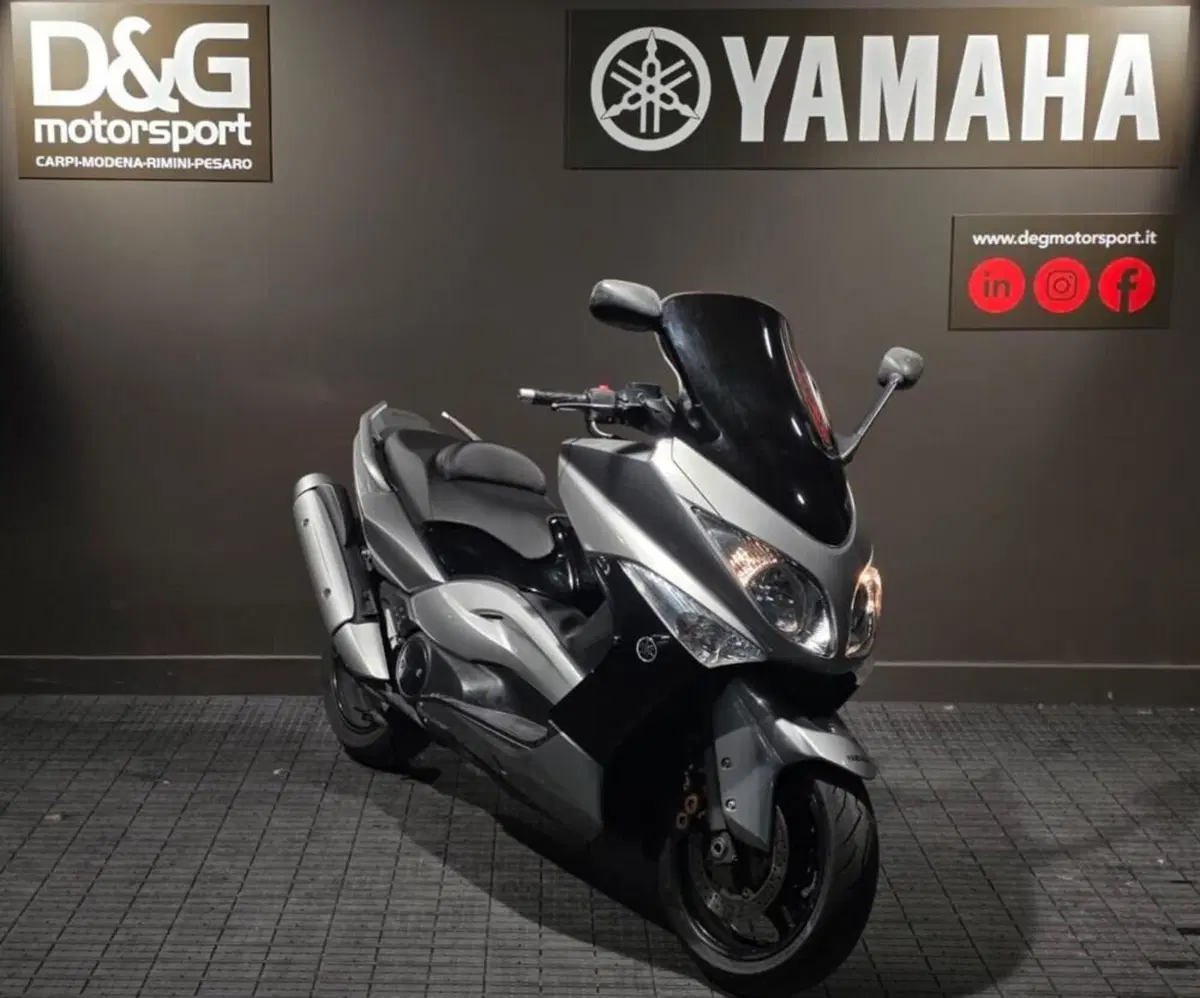 Yamaha T-Max 500 (2008 - 12) (2)