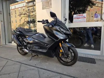 Yamaha T-Max 560 (2022 - 24) usata