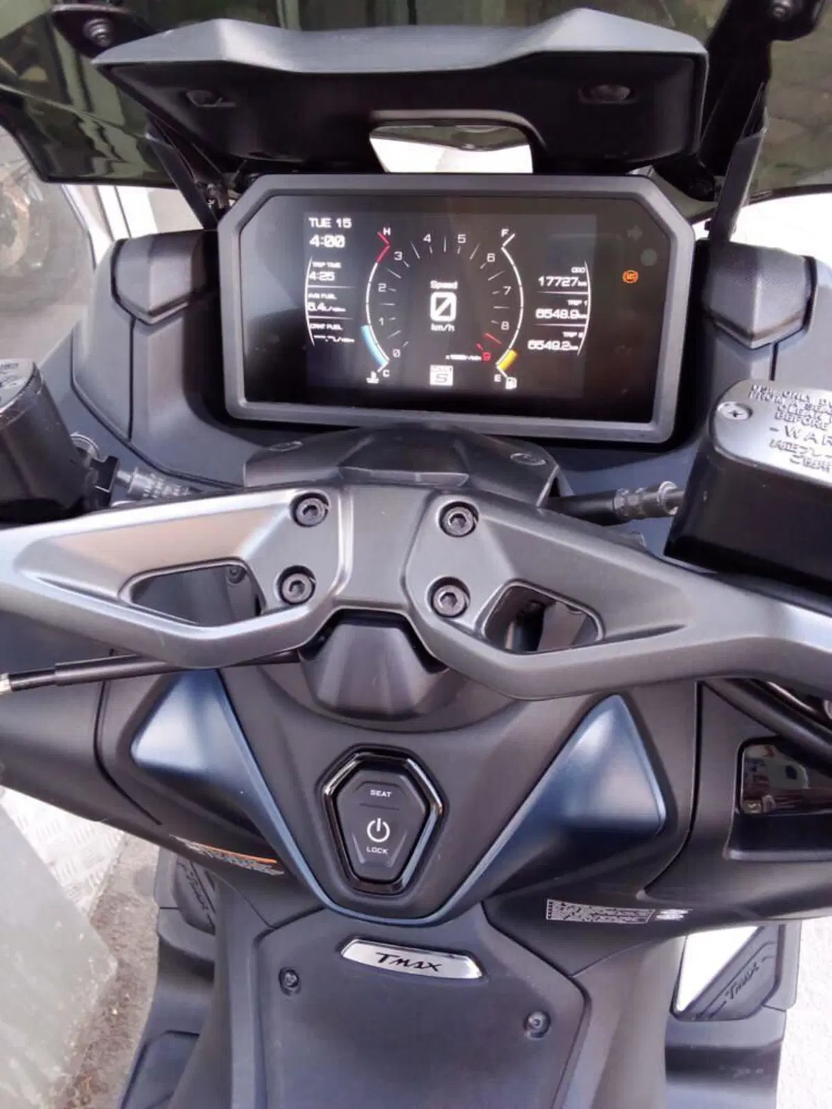 Yamaha T-Max 560 (2022 - 24) (9)